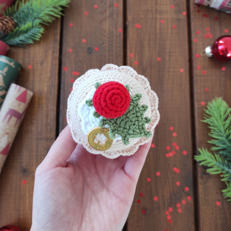 Πλεκτό Χριστουγεννιάτικο Γούρι Cupcake - Χειροποίητα Στολίδια και Δώρα