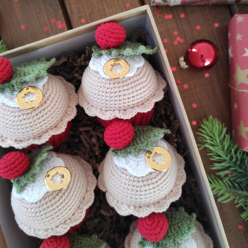 Πλεκτό Χριστουγεννιάτικο Γούρι Cupcake - Χειροποίητα Στολίδια και Δώρα