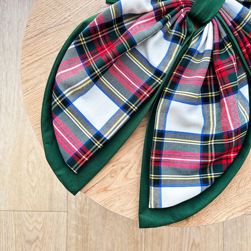 Πράσινος φιόγκος με λευκό καρό - Διακοσμητικός Χειροποίητος Υφασμάτινος Φιόγκος - Ύψος 47εκ Μήκος 30εκ