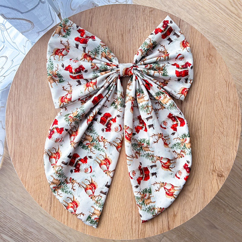 Μπεζ Φιόγκος με τον Άγιο Βασίλη - Διακοσμητικός Χειροποίητος Υφασμάτινος Φιόγκος - Ύψος 45εκ Μήκος 30εκ