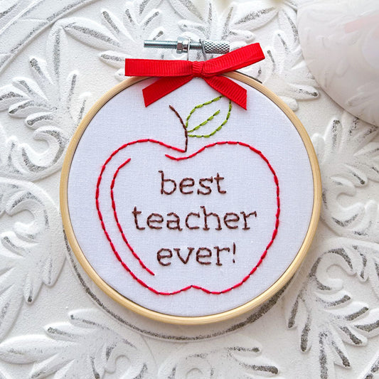 Χειροποίητο Τελάρο Κεντήματος "Best teacher ever" 10εκ