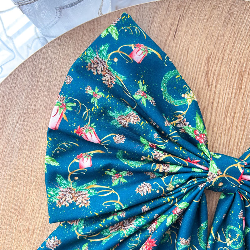 Πράσινος Φιόγκος "Τσάντες με Δώρα" - Διακοσμητικός Χειροποίητος Υφασμάτινος Φιόγκος - Ύψος 45εκ Μήκος 30εκ