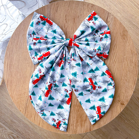 Λευκός με κόκκινα αυτοκίνητα - Διακοσμητικός Χειροποίητος Υφασμάτινος Φιόγκος - Ύψος 45εκ Μήκος 30εκ