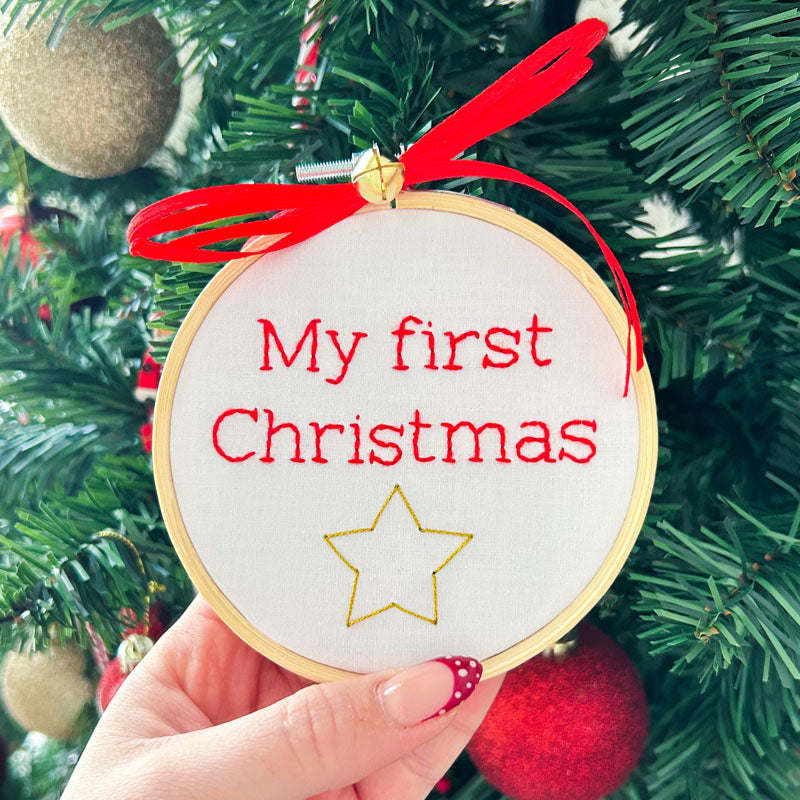 Χριστουγεννιάτικο Χειροποίητο Τελάρο Κεντήματος "My first Christmas" διάμετρος 10εκ