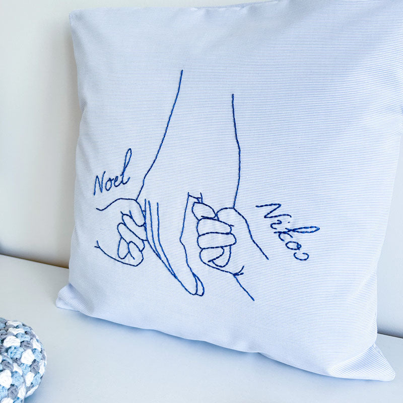 Χειροποίητο Διακοσμητικό Μαξιλάρι με Κέντημα - Προσωποποιημένο - "Μαμά με 2 Παιδιά"