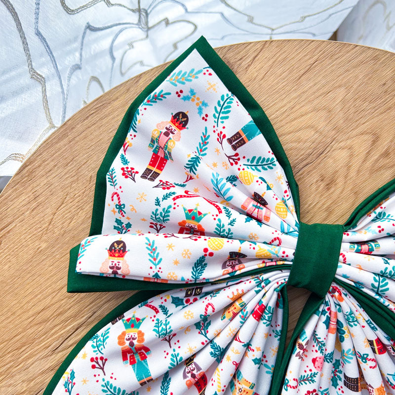 Διπλός Πράσινος Φιόγκος - Καρυοθραύστες - Διακοσμητικός Χειροποίητος Υφασμάτινος Φιόγκος - Ύψος 47εκ Μήκος 30εκ